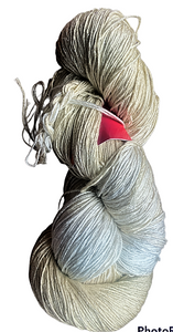 Polar Bea/silver rayon metallic yarn with broken thread